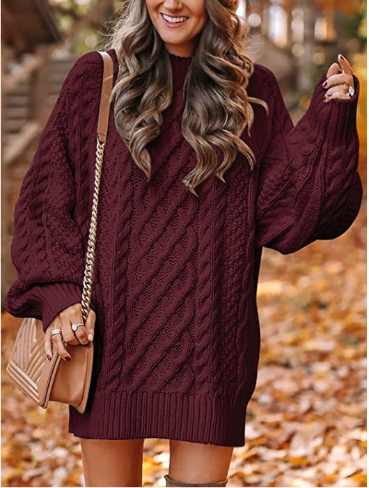 Chunky knit sweater for women with dropped shoulders and elegant cable knit pattern Lune Londonl