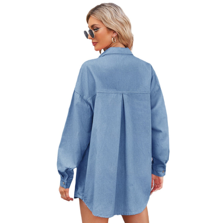 Denim jacket for women with relaxed fit and practical chest pocket Lune London