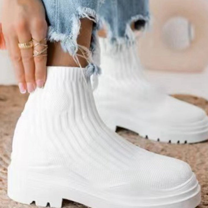 Knee-high stretch boots for women with non-slip sole and breathable surface Lune London