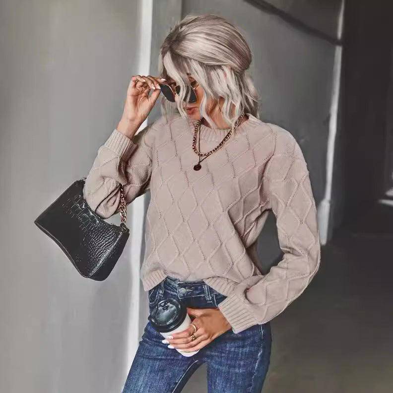 Knitted sweater for women with a decorative diamond pattern Lune London