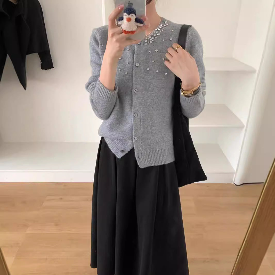 Knit jacket for women with elegant pearl appliqués and a classic round collar Lune London