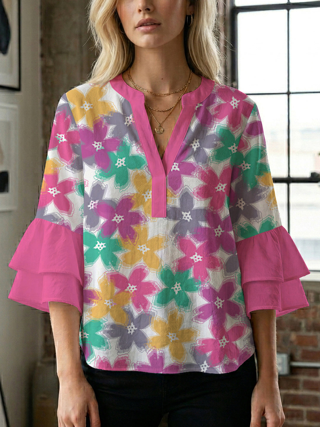 Women's blouse with voluminous sleeves and floral design Lune London