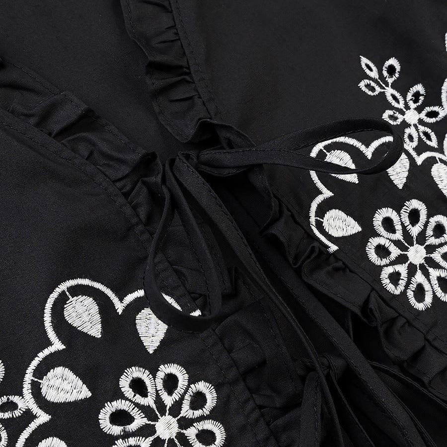 Veste d'été élégante pour femmes avec motif floral élaboré et détails en volants Chic & Stil