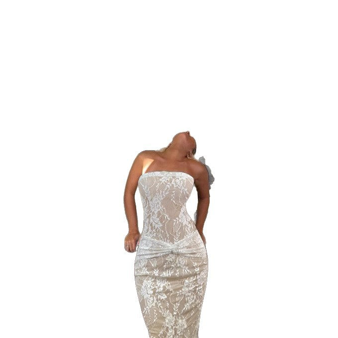 Women's lace dress with figure-flattering design and elegant knot detail Lune London