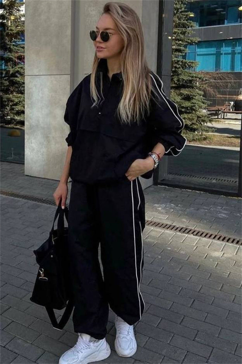 Ladies Windbreaker Sports Jacket with Zipper and Casual Fit Lune London