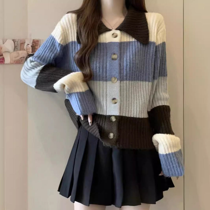 Knitted jacket for women with a wide rib design and an oversized fit Lune London