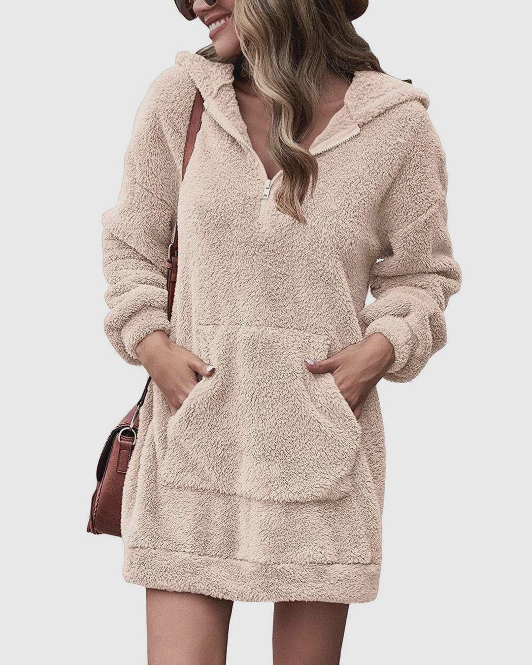 Cozy hoodie dress for women with practical pockets and mid-high zipper Lune London