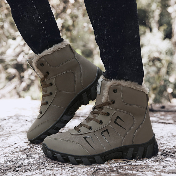 Winter boots for women with faux fur collar and non-slip sole Lune London