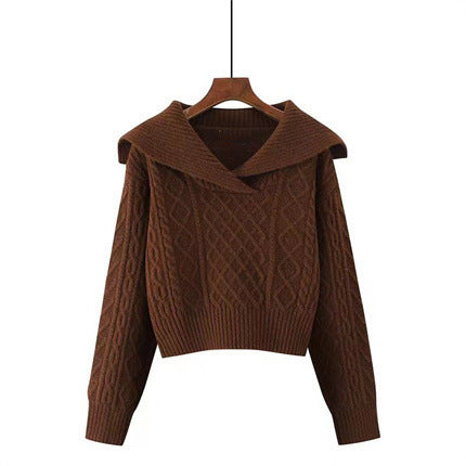 Knit sweater for women with wide collar and sophisticated twisted pattern Lune London