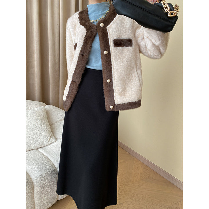 Women Cozy Boucle Jacket with Decorative Button Placket Chic & Stil