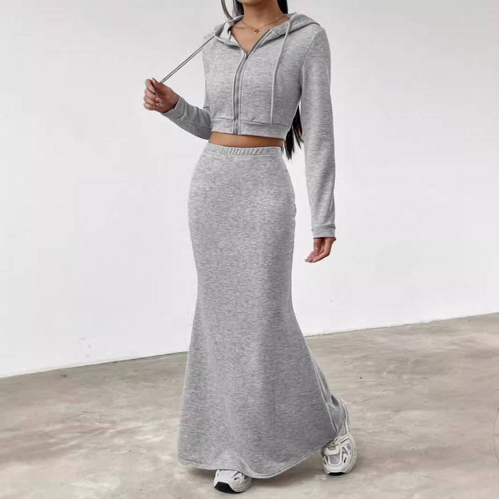 Elegant short sweatshirt for women with high waist and maxi skirt Lune London