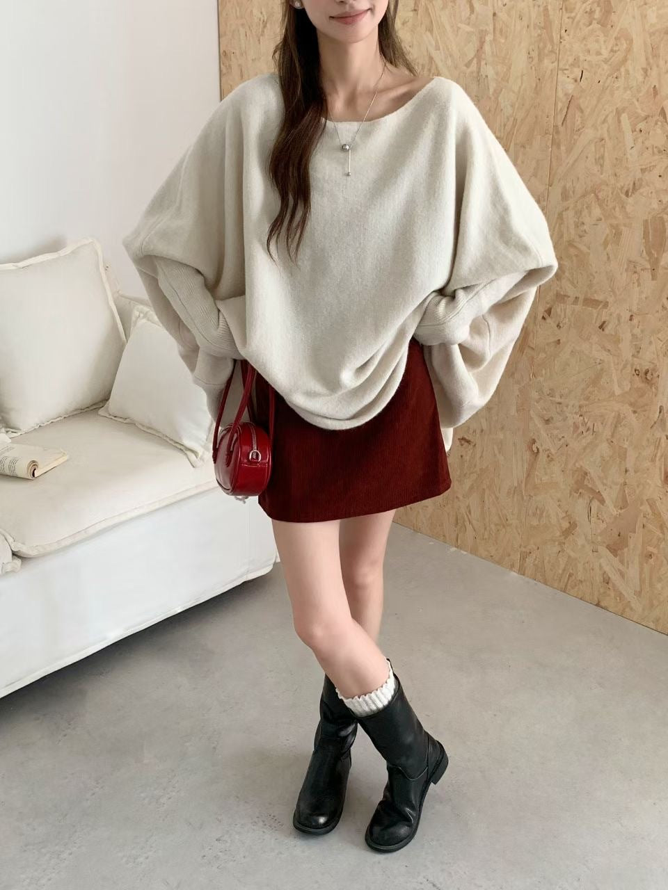 Sweater oversize en tricot pour femmes avec une coupe décontractée et des manches dramatiques Chic & Stil
