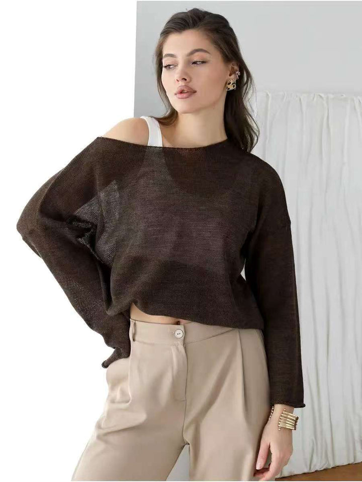 Pull aérien pour femmes à épaules dénudées avec coupe large en qualité tricot fine Chic & Stil