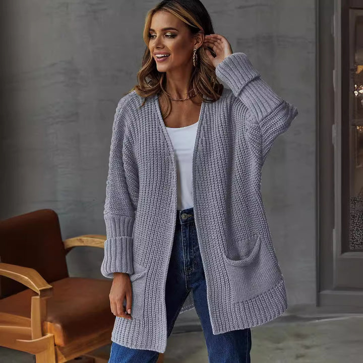 Chunky knit cardigan for women with practical pockets and oversized cut Lune London