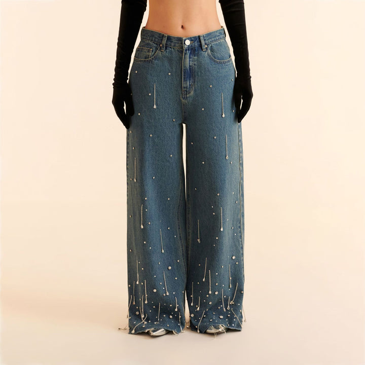 Ladies wide jeans with sparkling pearl accents and a chic casual design