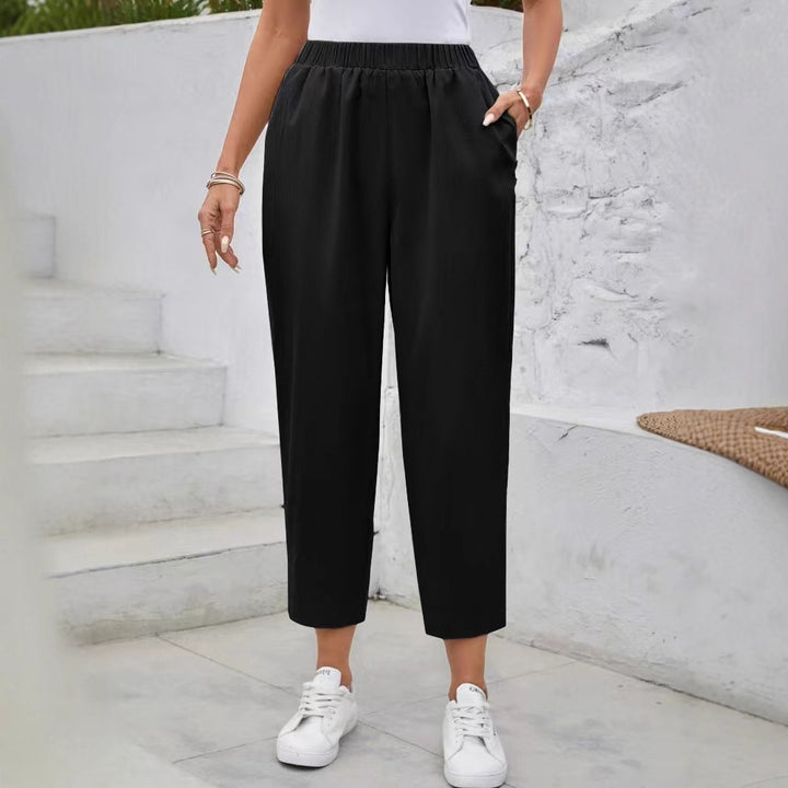 Elegant casual pants for women with elastic waist and practical pockets Lune London