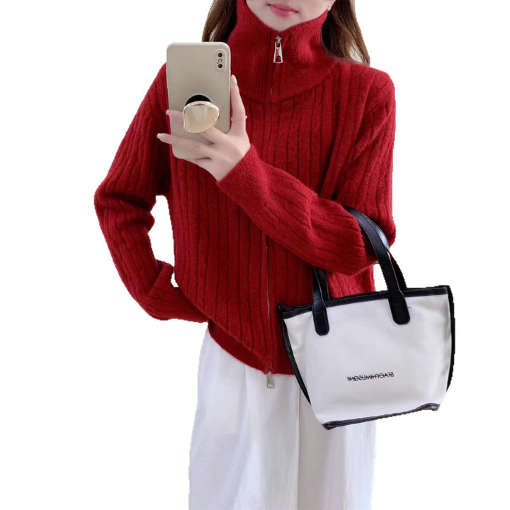 Gilet pour femmes avec fermeture éclair moderne et motif en relief décoratif Chic & Stil