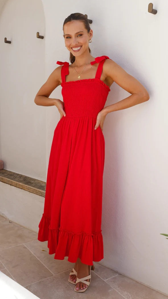 Ladies maxi dress with playful ruffle hem and elastic top