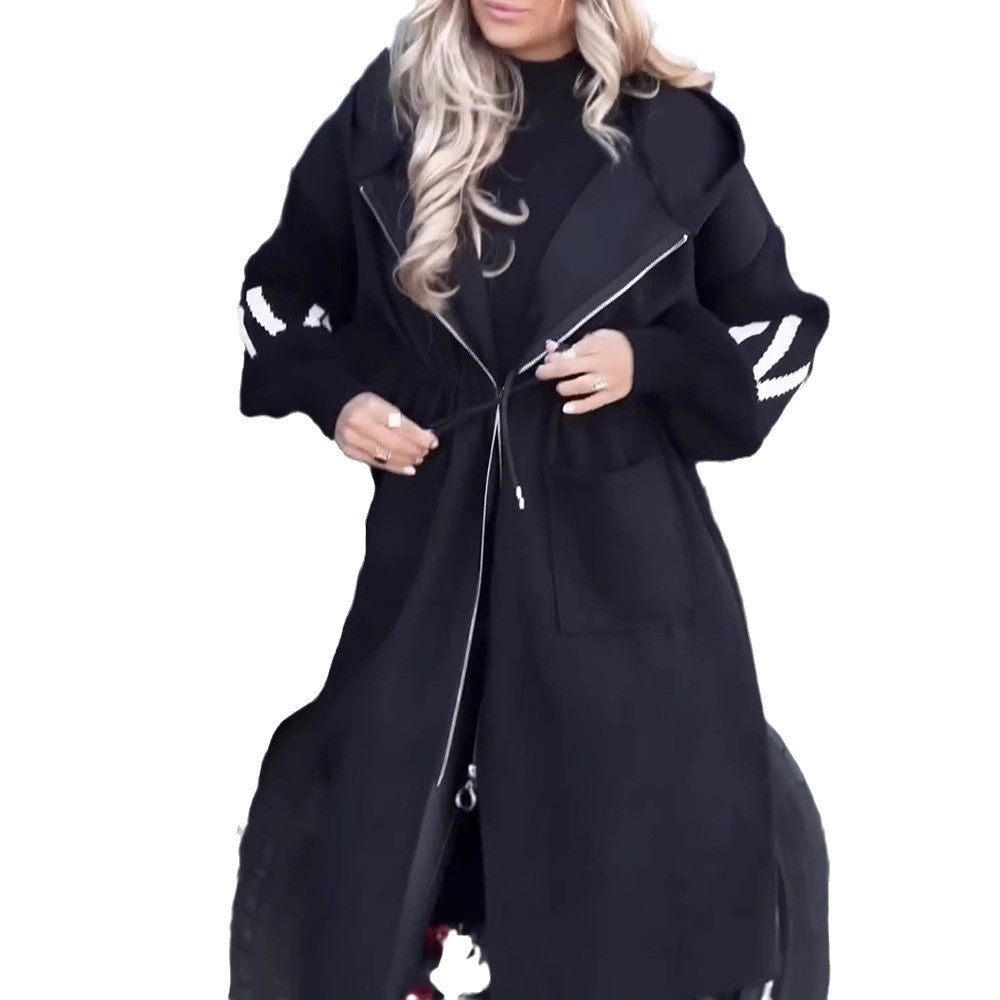 Veste à capuche élégante pour femme avec taille à cordon et en polaire texturée Chic & Stil