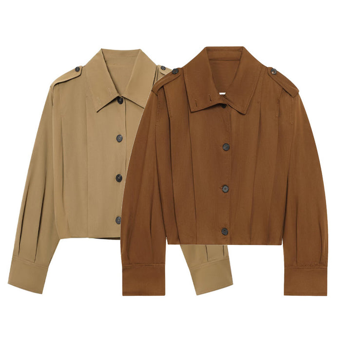Cropped jacket for women with decorative button details and a chic elegant cut Lune London
