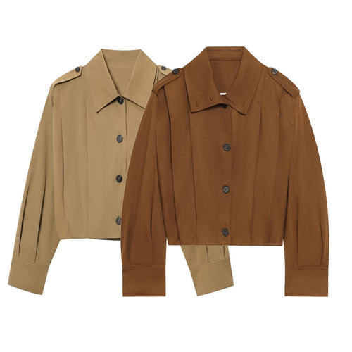 Cropped jacket for women with decorative button details and a chic elegant cut Lune London