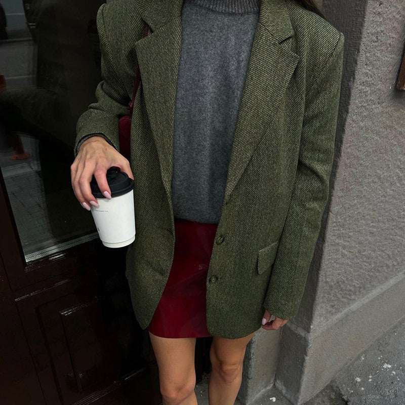 Women Elegant blazer jacket with fine texture and classic details Lune London