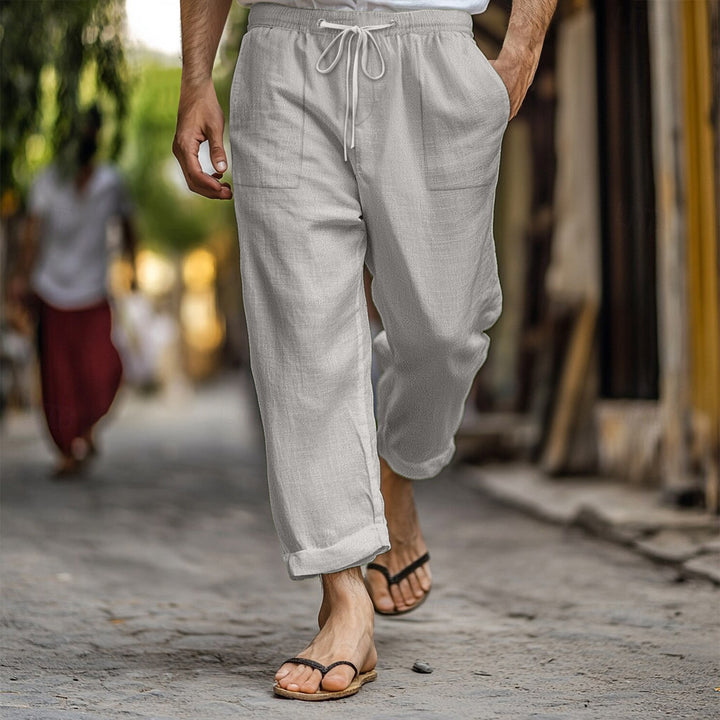 Casual and breathable linen pants for men with elastic waistband and practical side pockets Lune London