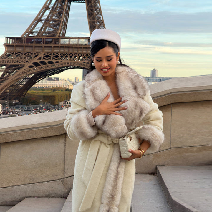 Manteau en peluche élégant pour femmes avec ceinture et col tendance Chic & Stil