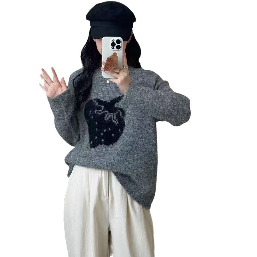 Soft sweater for women with a modern design featuring a cute animal pattern Lune London