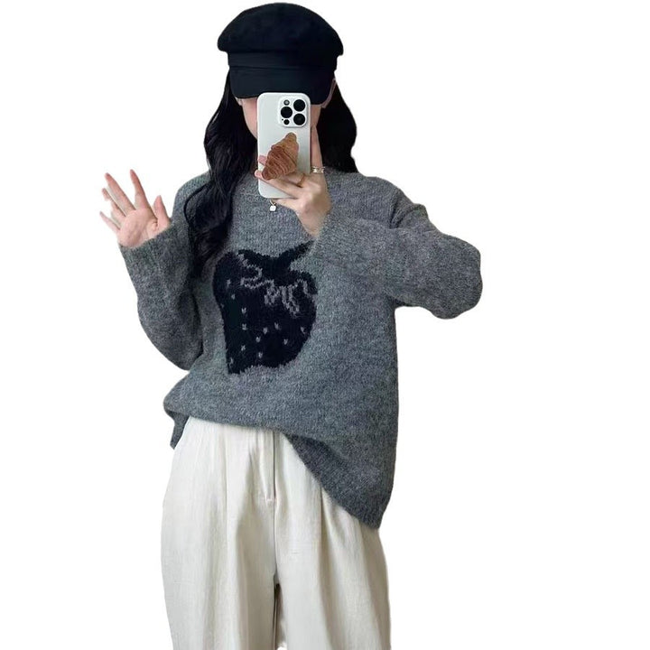 Soft sweater for women with a modern design featuring a cute animal pattern Lune London