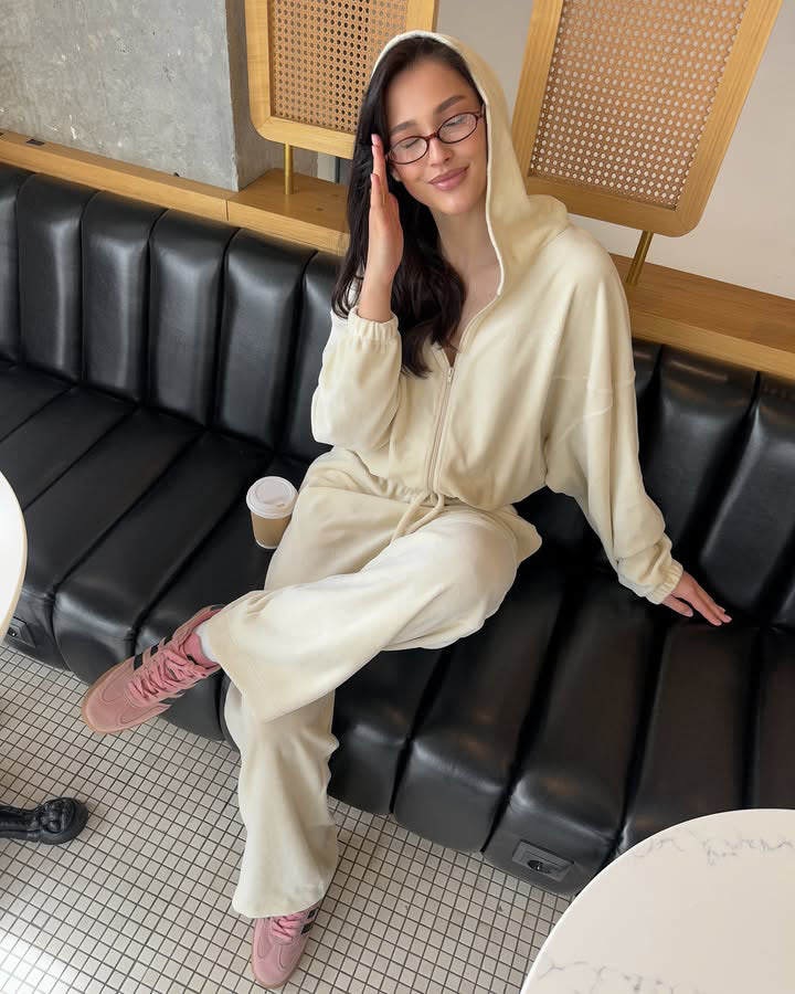 Women's comfortable jumpsuit with practical pockets and full zip Lune London