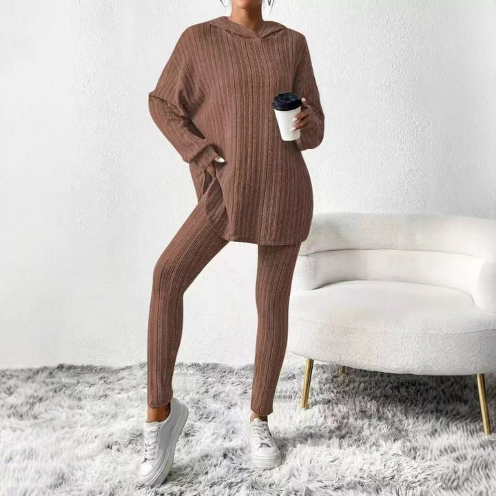 Women's Comfortable Lounge Set with Hood and Slim Pants Lune London