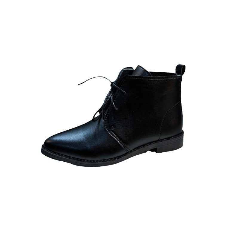 Elegant women's boots with a pointed toe and high-quality leather Lune London