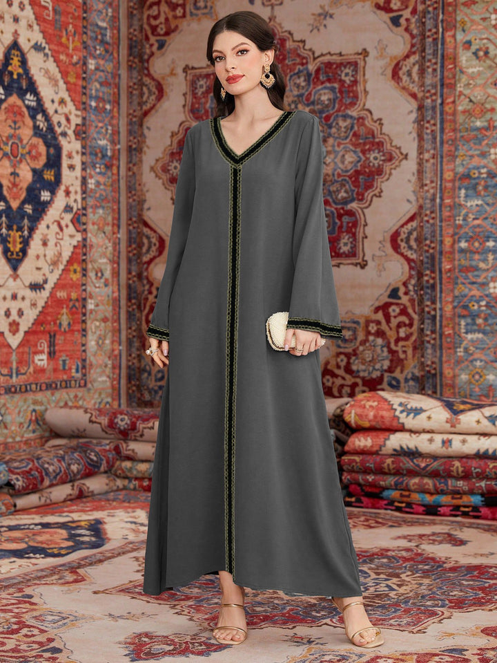Ladies Chic and Stylish Decorative Maxi Dress