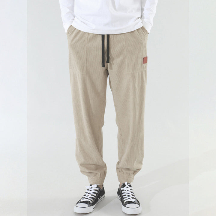 Comfortable casual pants for men with elastic waistband and relaxed fit Lune London