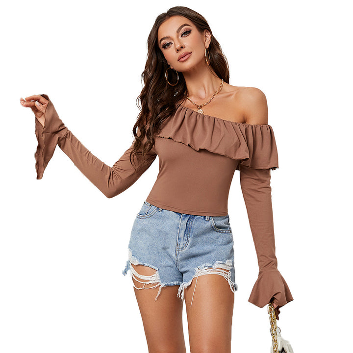 Asymmetrical top for women with voluminous ruffles Chic & Stil