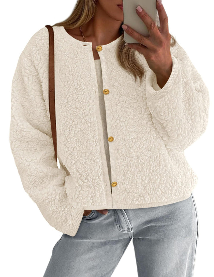 Veste en polaire confortable pour femmes avec détail de bouton et coupe surdimensionnée Chic & Stil