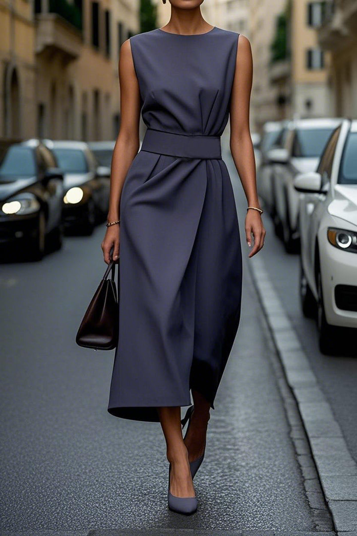 Women Elegant and Flowing Maxi Dress with Waist Belt Lune London