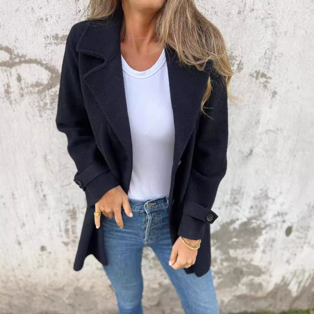 Elegant wool coat for women Lune London