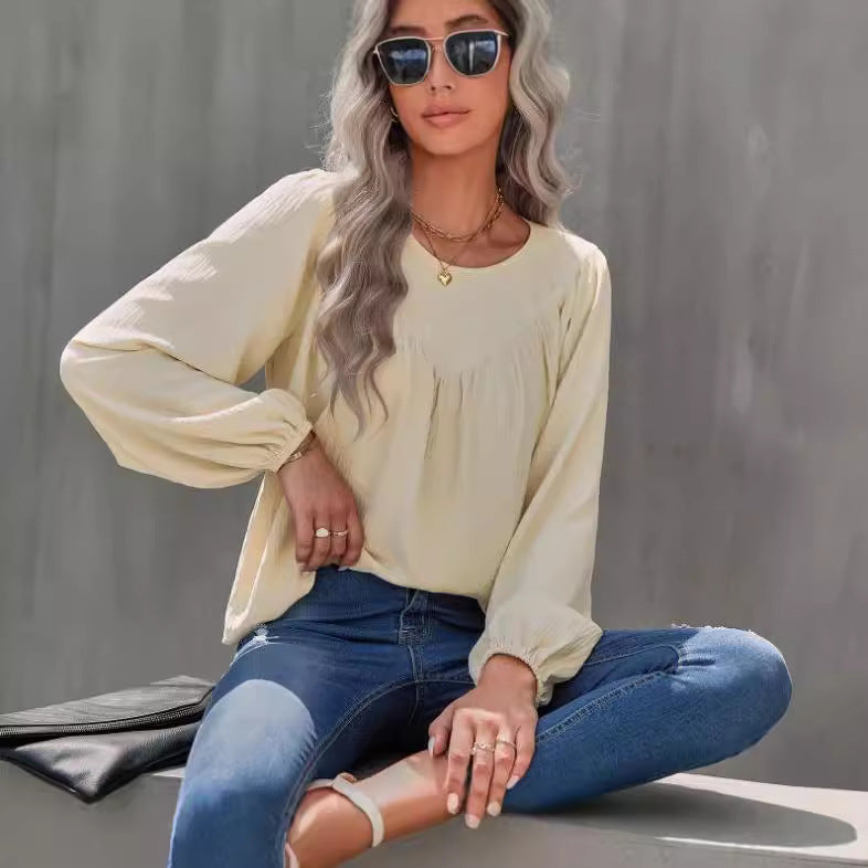 Casual blouse for women with flared sleeves and a fine ribbed texture Lune London