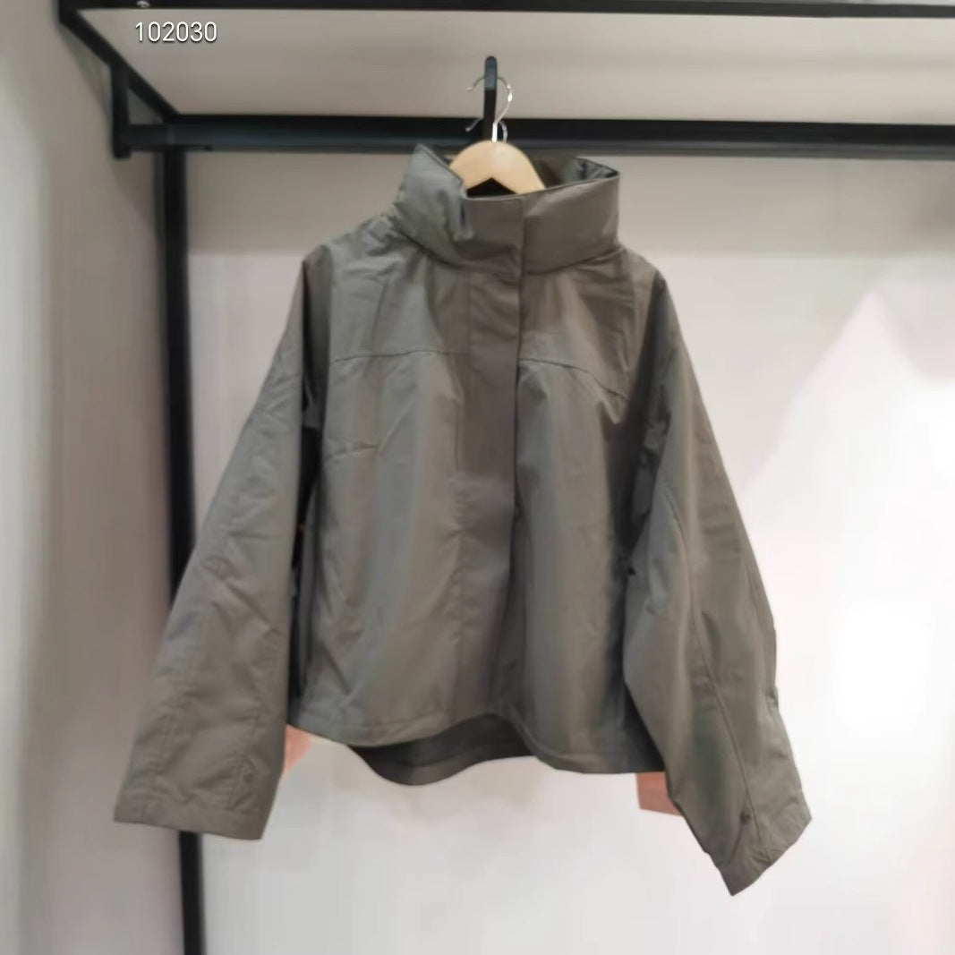 Veste de transition légère pour femmes avec col haut Chic & Stil