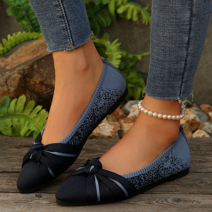 Elegant ballerinas for women with bow decoration and pointed shoe design Lune London