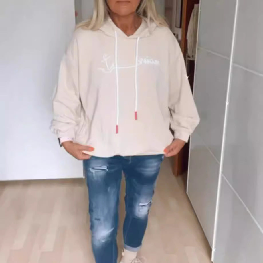Hoodie décontracté pour femmes avec impression de lettrage moderne et poches pratiques Chic & Stil