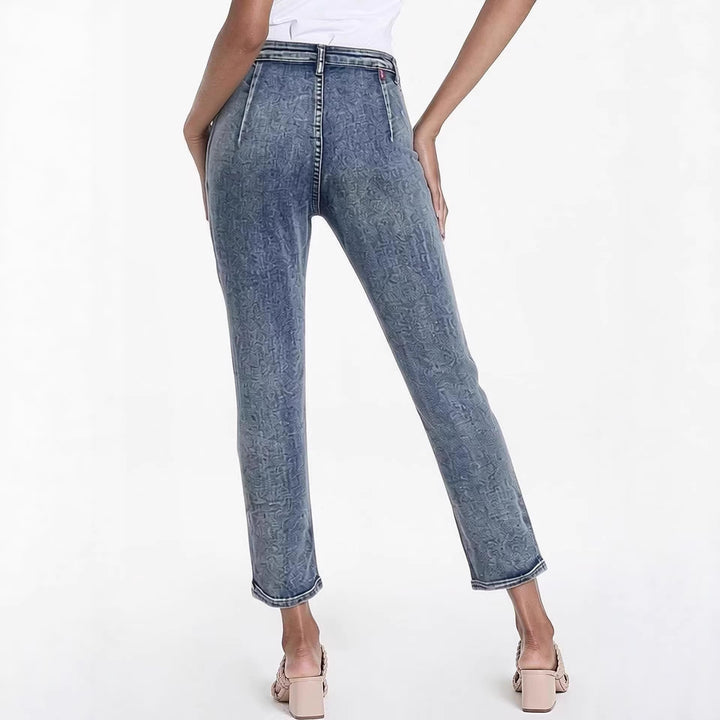 Women's Slim-Fit Jeans with modern used effect and high waist Lune London