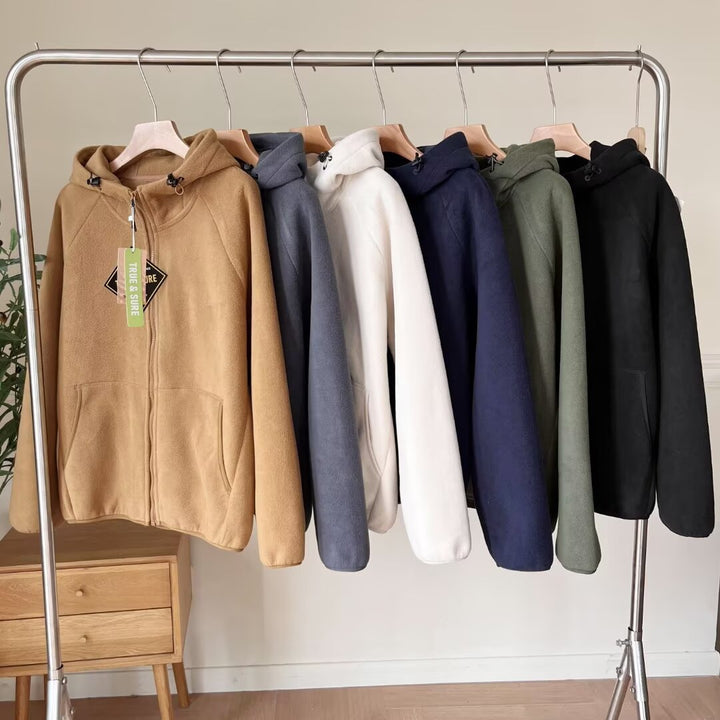 Veste en polaire chaude et confortable pour femmes avec capuche Chic & Stil
