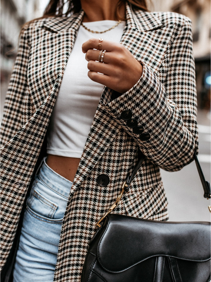 Blazer structuré pour femmes à motif écossais classique Chic & Stil