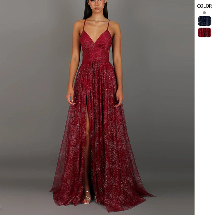 Elegant evening dress for women with a glamorous V-neck and sparkling tulle Chic & Stil