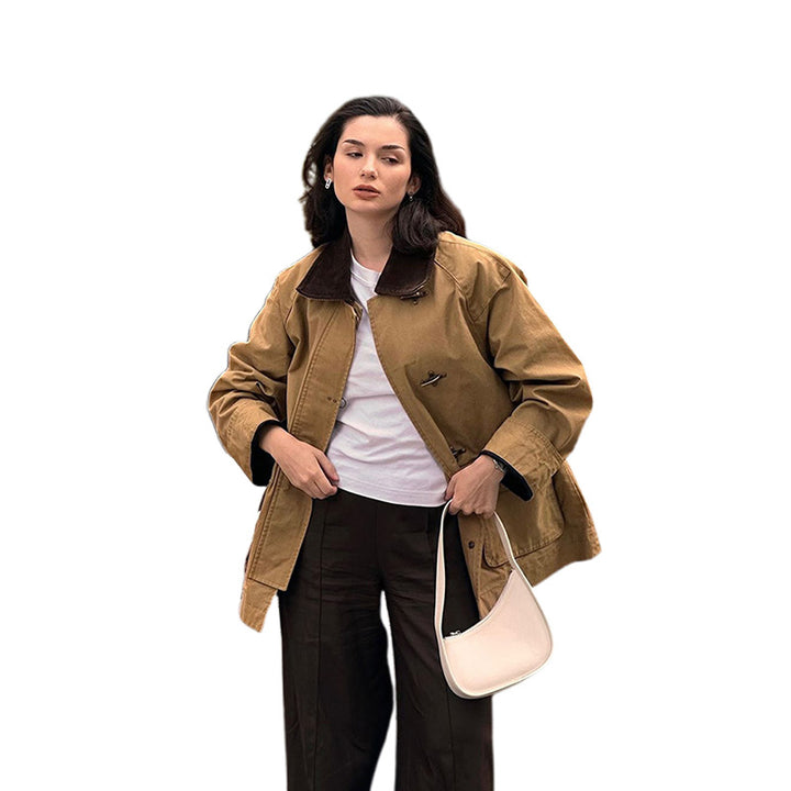 Trendy utility jacket for ladies with classic collar and practical pockets Lune London