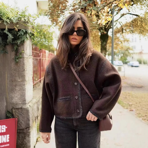 Cropped transitional jacket for women with elegant buttons and practical pockets Lune London