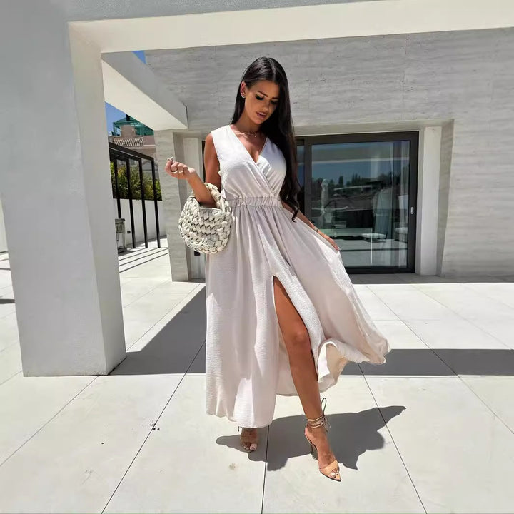 Women Maxi Dress Chic with V-neck Lune London